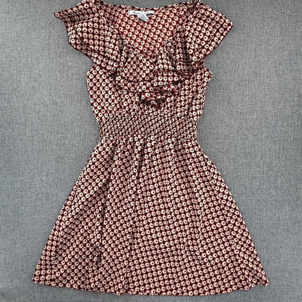 American Rag Floral Dress Small lightweight sleeveless‎ Ruffled Neckline Cinched